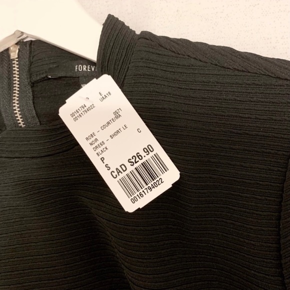 FOREVER 21 Textured Ribbed Little Black Dress NWT - Picture 9 of 10